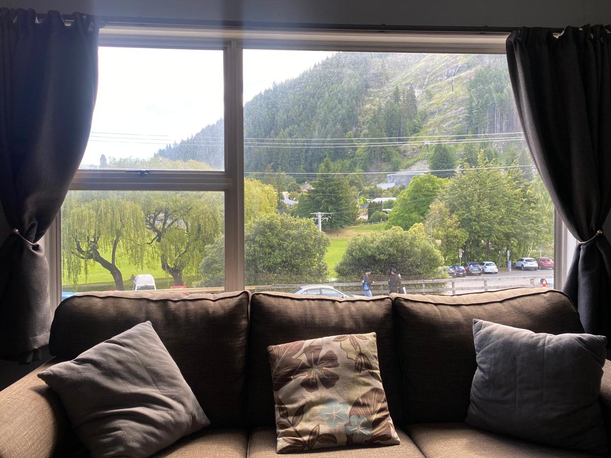 Alpine Lodge Queenstown Bagian luar foto