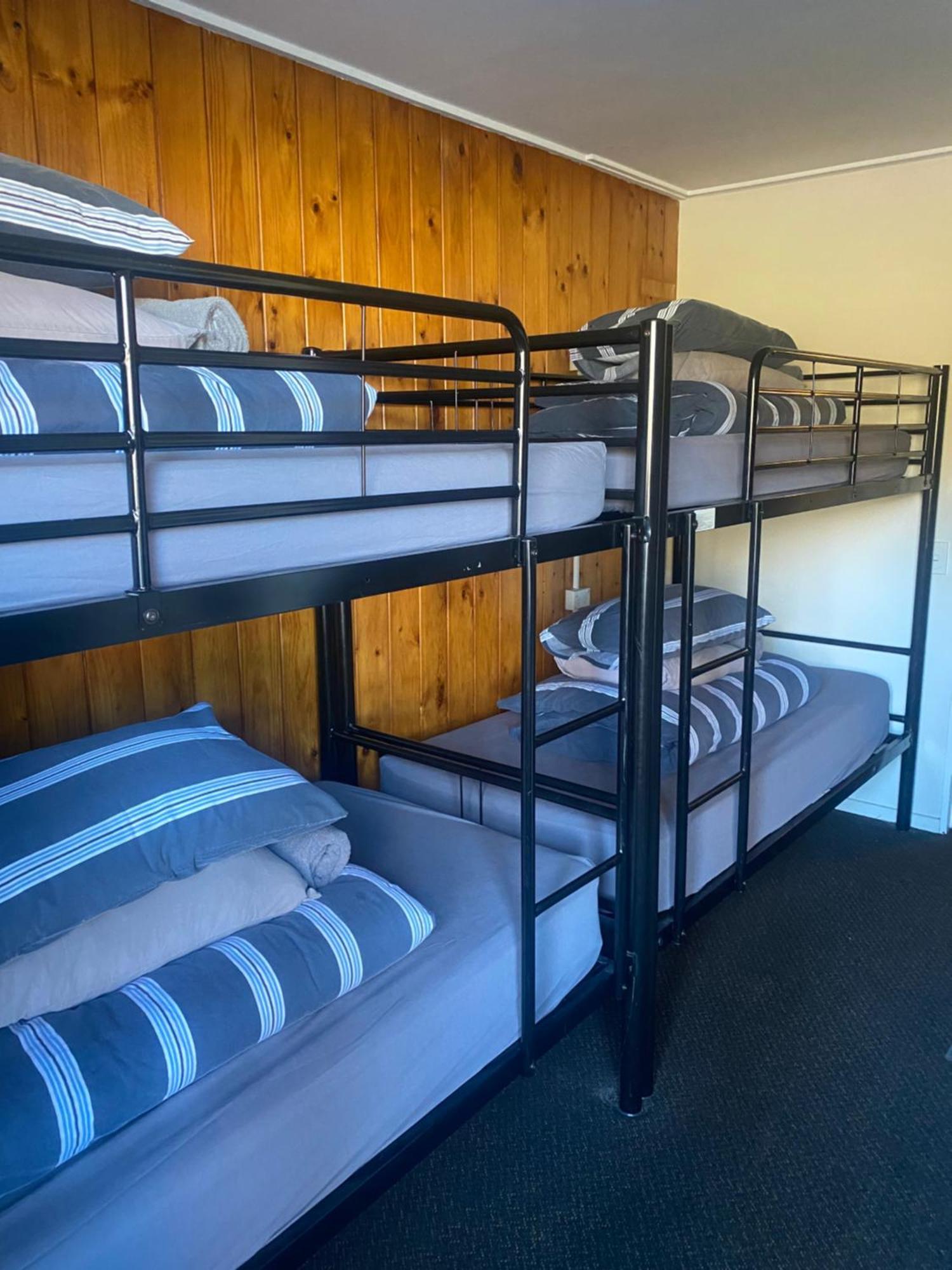 Alpine Lodge Queenstown Bagian luar foto